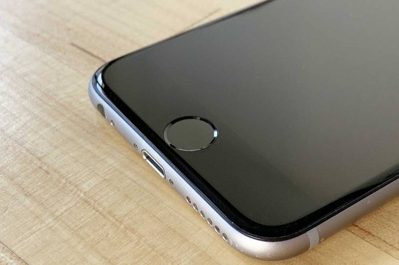 Réparation du bouton home sur un iPhone à prix cassé